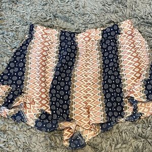 Adorable pattern shorts